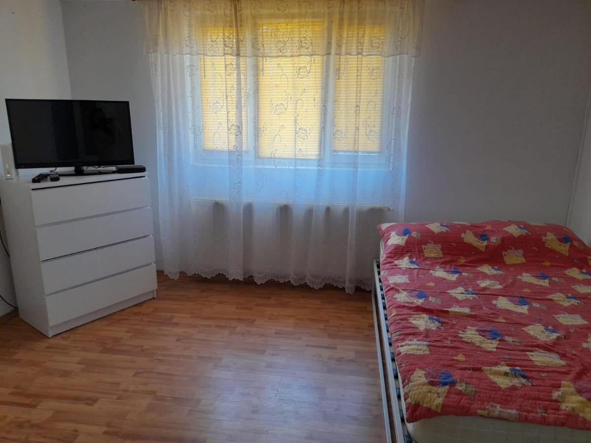 Central City House Tulcea Exterior photo